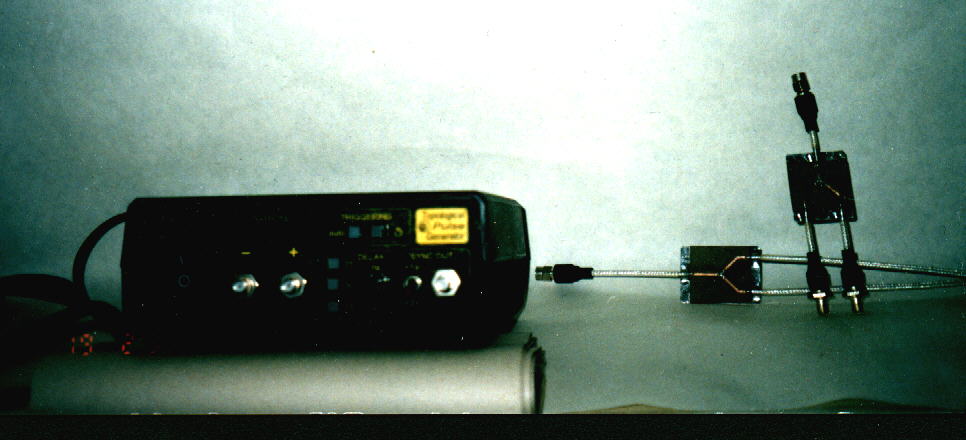 Two port picosecond generator